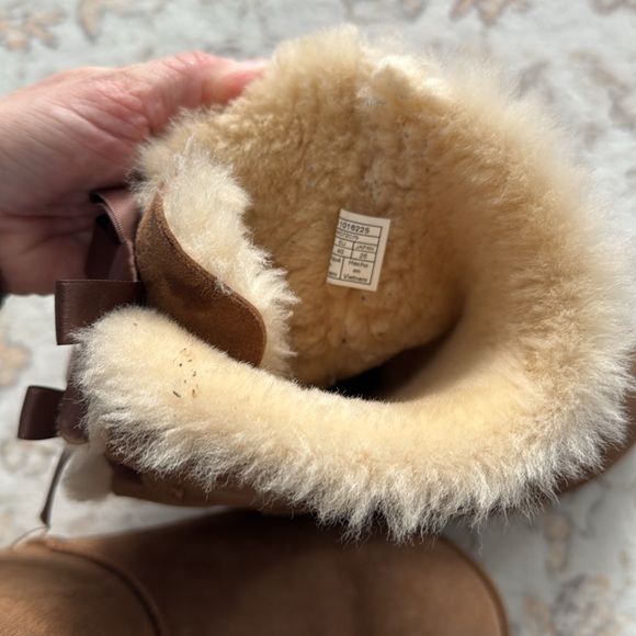 UGG Bailey Bow Boots Brown Women’s Size 9 Faux Fur Lined Chestnut Double Bow - Picture 8 of 16